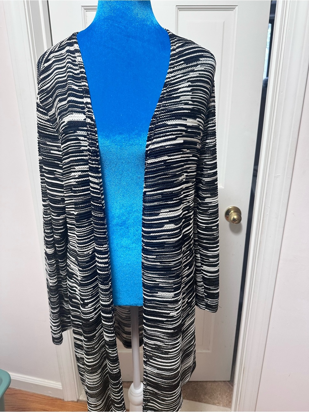 Chicos Black & beige Open-Front Women's duster